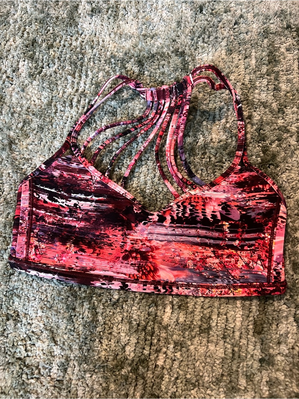 Lululemon Pink / Red Abstract Multi-Print Strappy Sports Bra Size 4